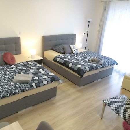 Element Prag Airport Apartment Kültér fotó
