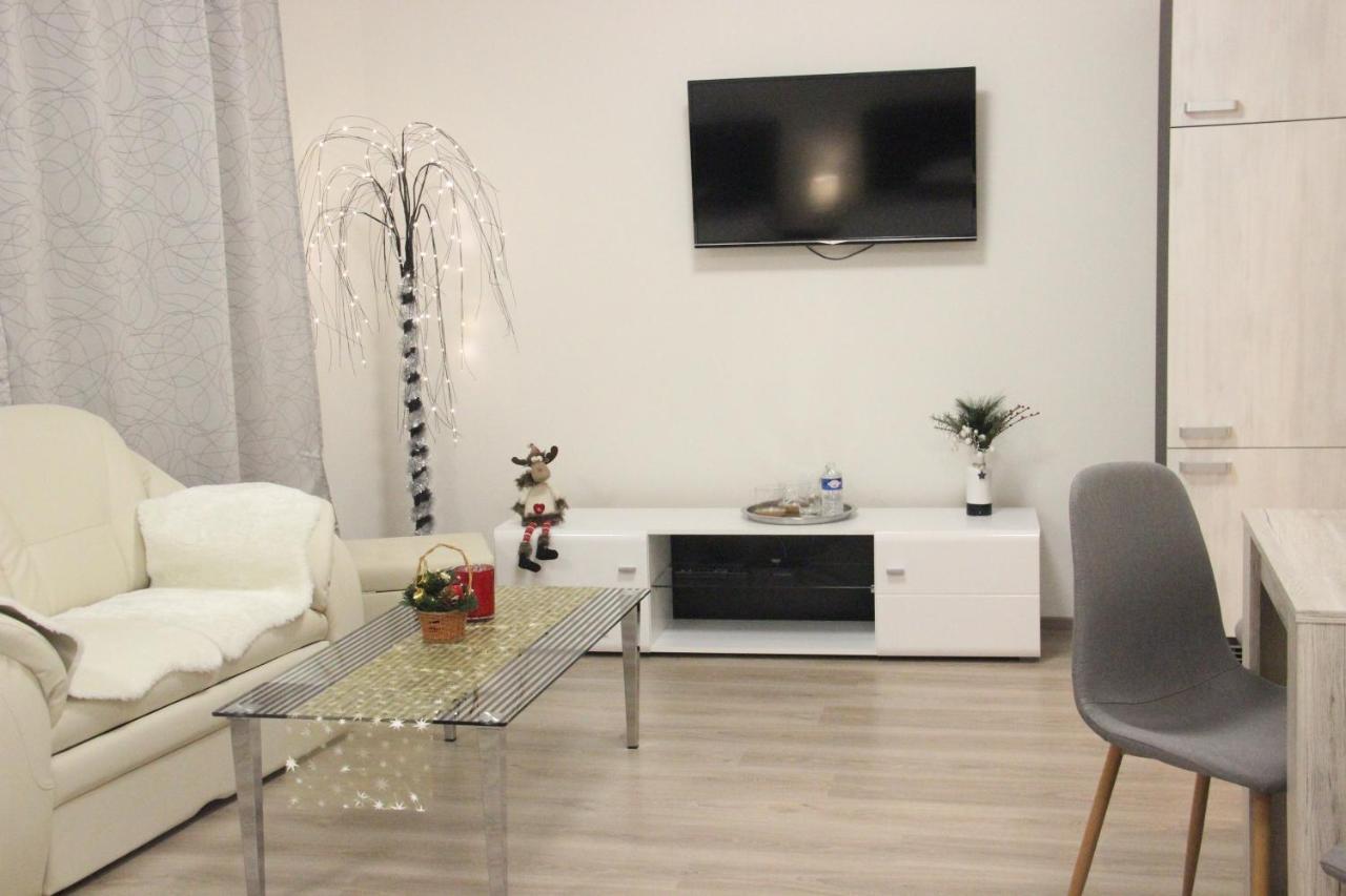 Element Prag Airport Apartment Kültér fotó